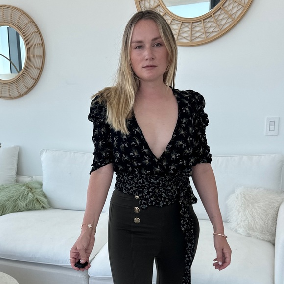 Super flattering Bailey 44 top - Picture 4 of 7